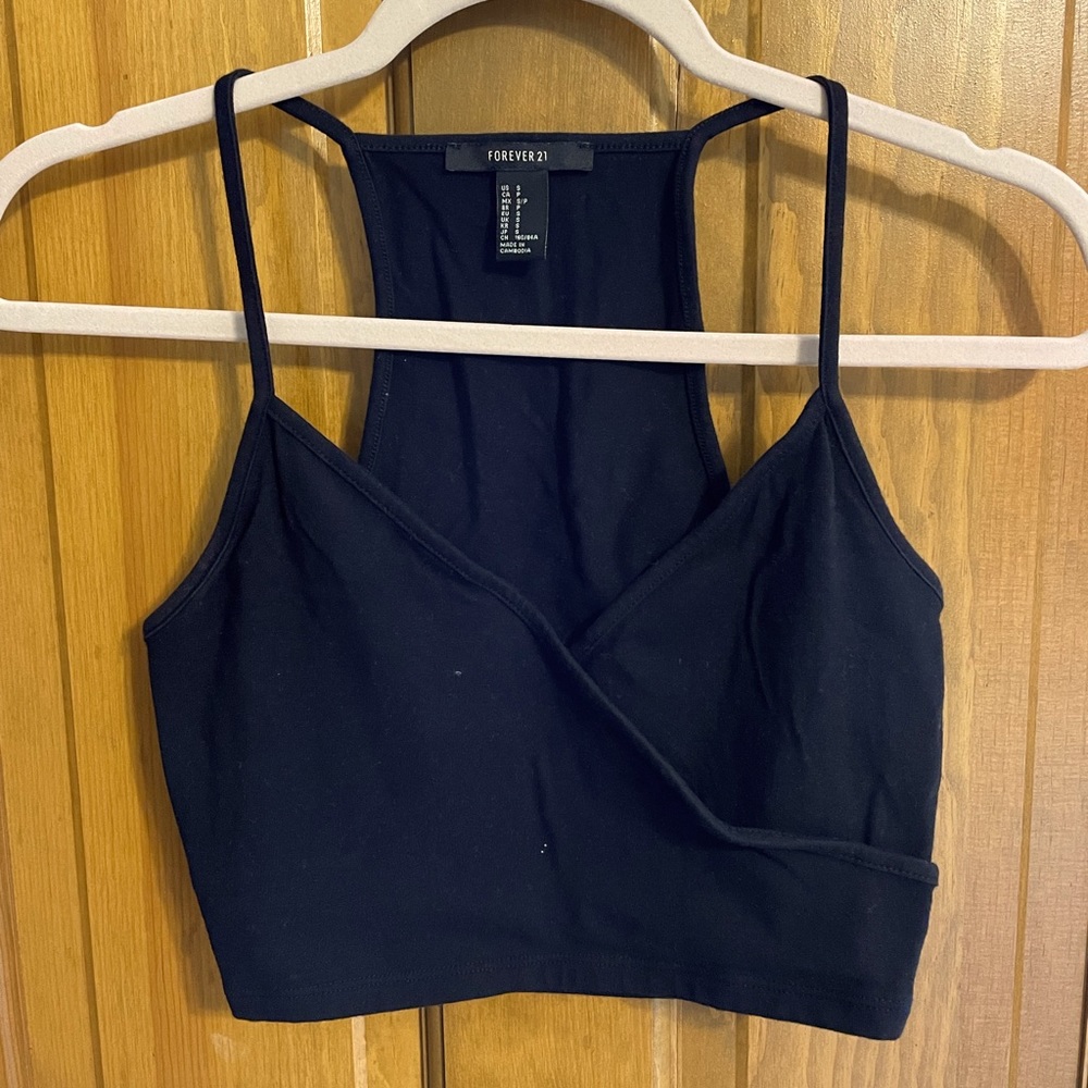 Forever 21 black crop top